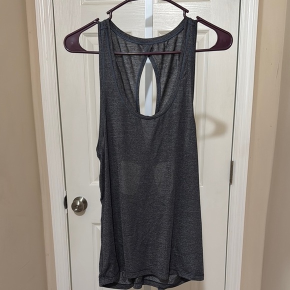lululemon athletica Tops - Lululemon Athletica Gray Sleeveless Tank Top with Cut Out